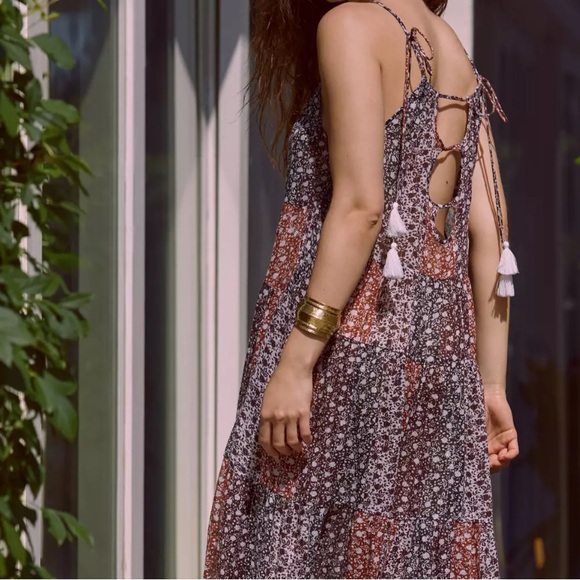 NWOT Anthropologie Shirred A-Line Tiered Dress in size medium - Picture 7 of 8